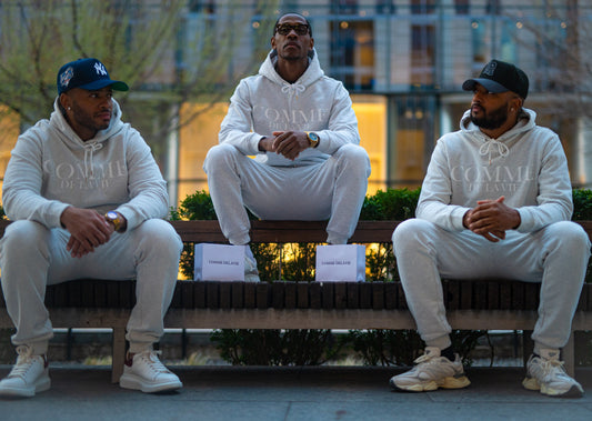 Comme DeLaVie Sweatsuit Where Precision Meets Presence